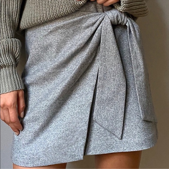 Wilfred Dorine Houndstooth wool/cashmere skirt size 00 - Picture 2 of 5